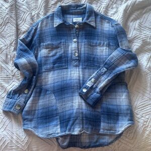 American eagle Blue Plaid shirt size small